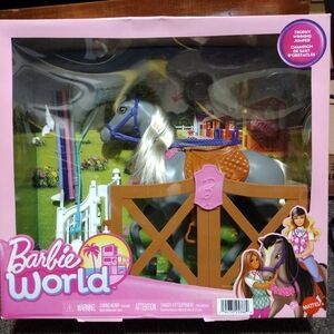 Barbie World Horse Playset with Gray and Brown + Accessories